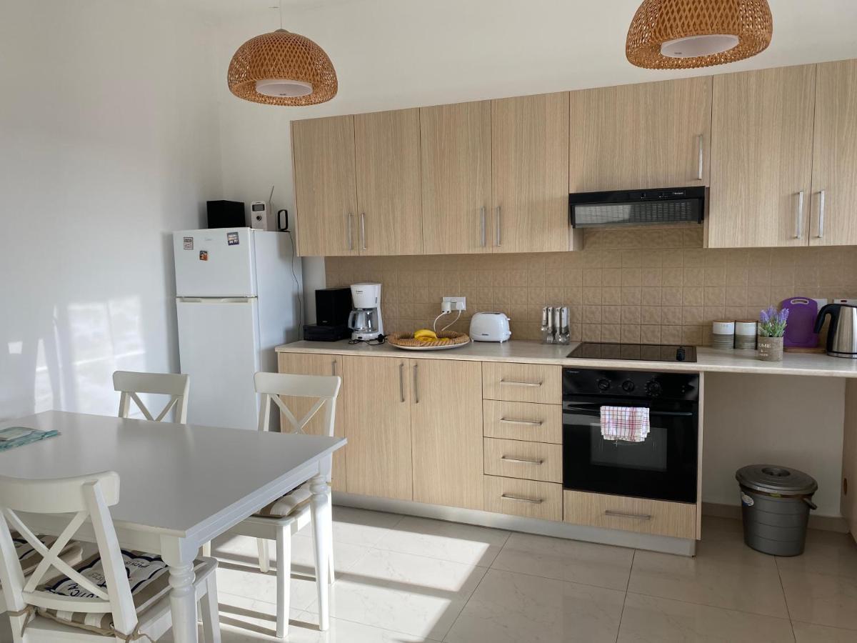 Two Bedroom Duplex :Mountain And Sea View Larnaca Ngoại thất bức ảnh